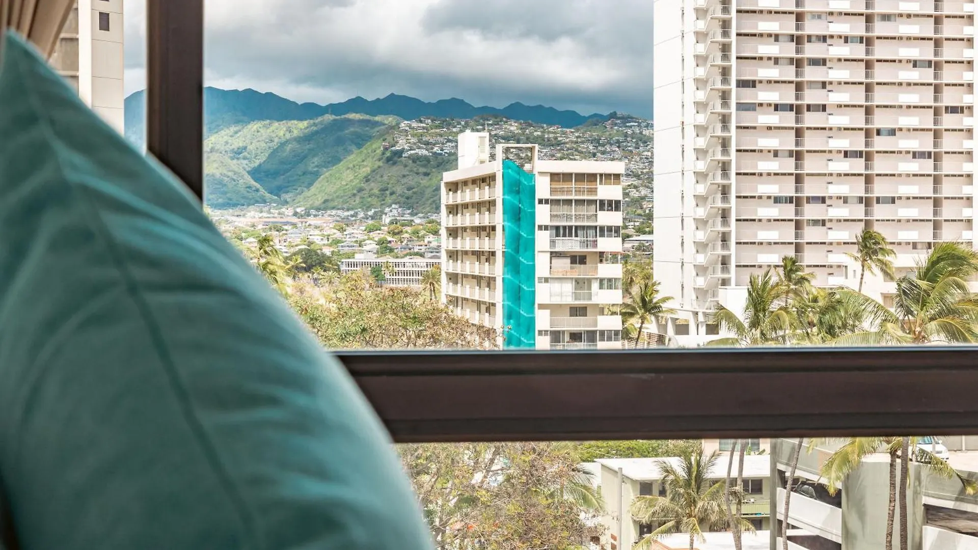 הונולולו Newly Renovated 2 Bedroom Condo, 1 Block To Waikiki Beach, Free Parking ארצות הברית