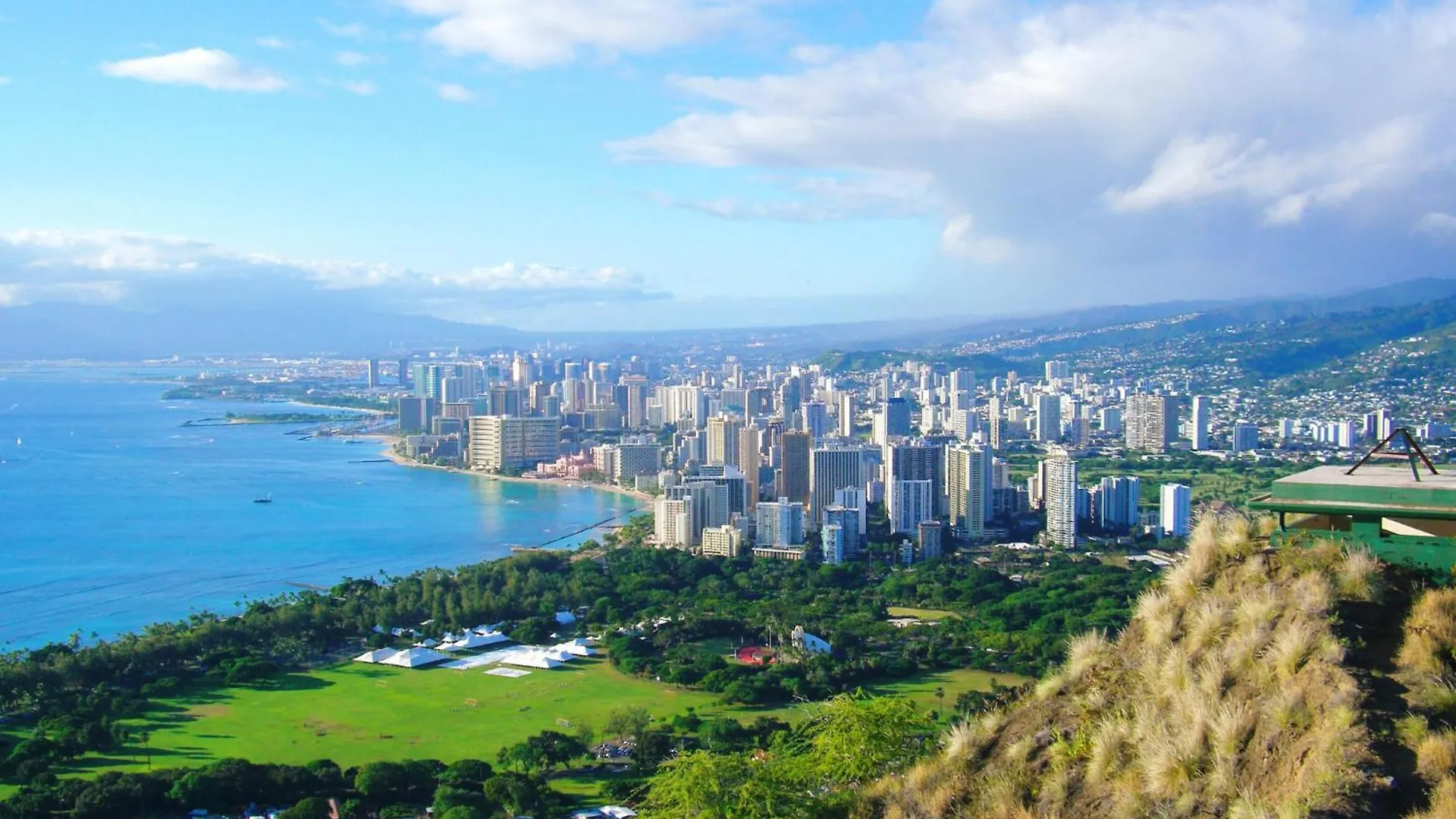 הונולולו Newly Renovated 2 Bedroom Condo, 1 Block To Waikiki Beach, Free Parking